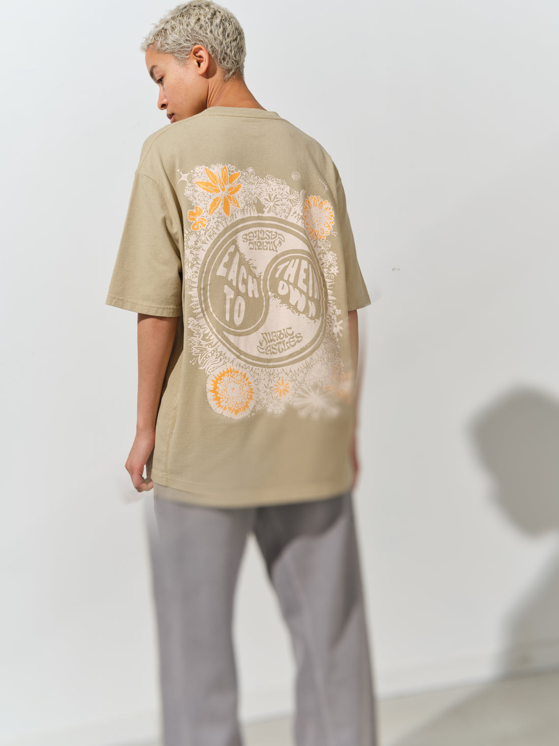 Each To Short Sleeve T-Shirt - Toffee